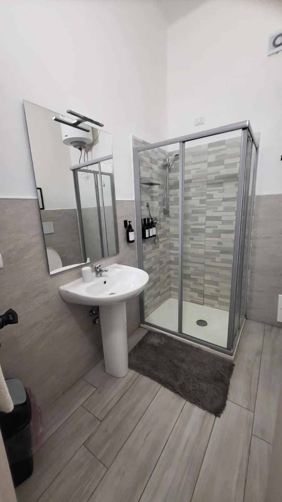 Appartement Casa Manzoni à Novare Extérieur photo
