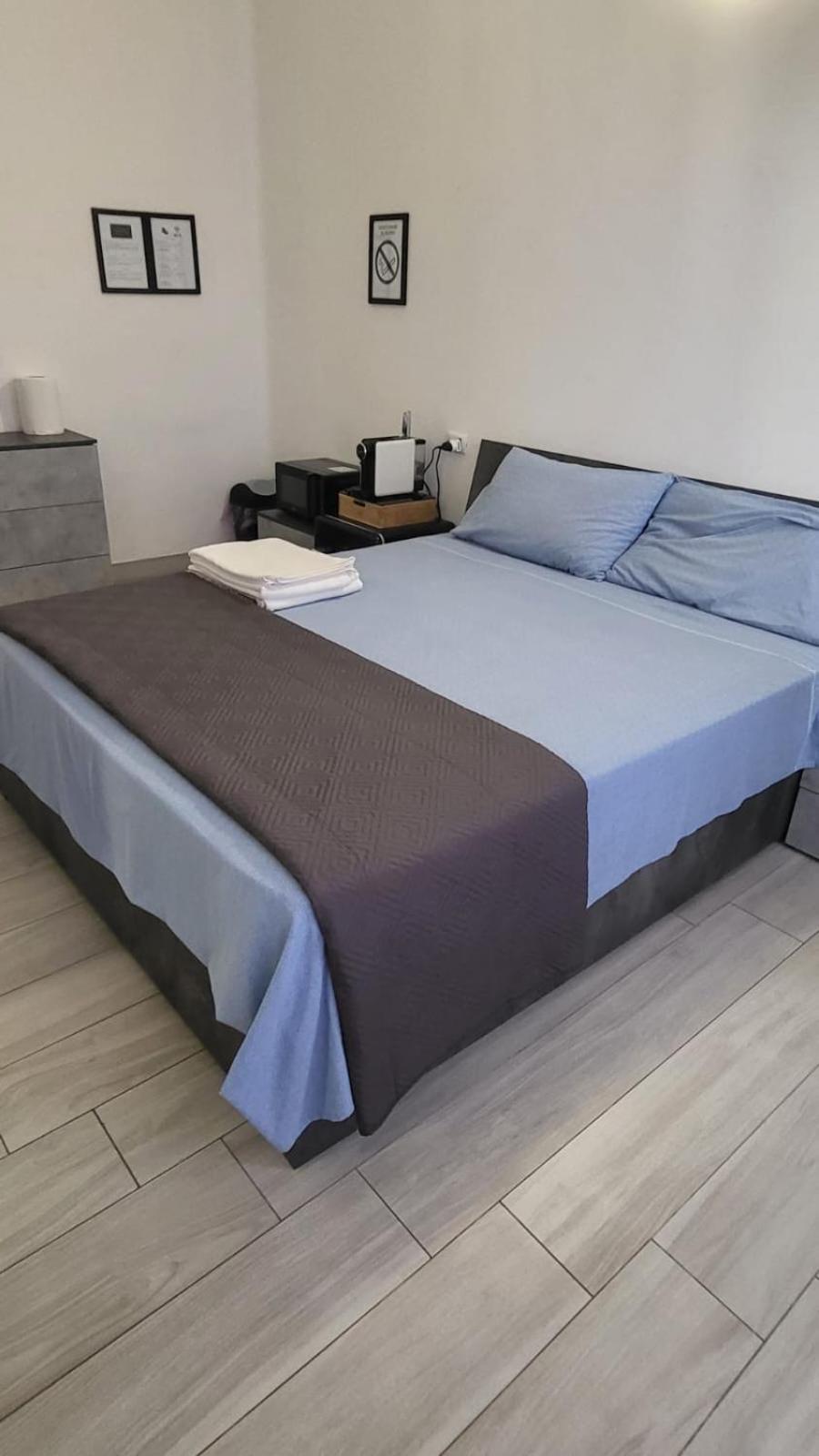 Appartement Casa Manzoni à Novare Extérieur photo